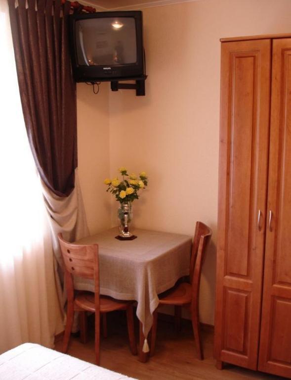 Sinay Hotel Полтава Стая снимка