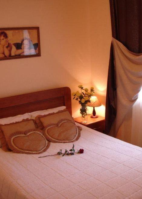 Sinay Hotel Полтава Стая снимка